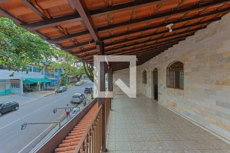 Varanda da Sala de casa para alugar com 3 quartos, 170m² em Jardim Laguna, Contagem