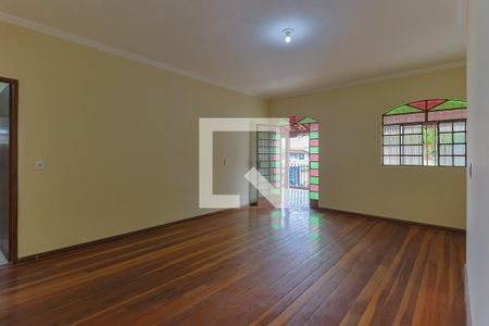 Sala de casa para alugar com 3 quartos, 170m² em Jardim Laguna, Contagem