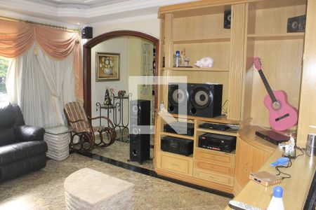 Sala de casa à venda com 4 quartos, 350m² em Cidade Maia, Guarulhos