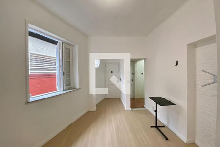 Sala de apartamento à venda com 2 quartos, 65m² em Cosme Velho, Rio de Janeiro