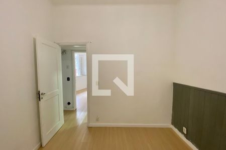 Quarto 1 de apartamento à venda com 2 quartos, 65m² em Cosme Velho, Rio de Janeiro