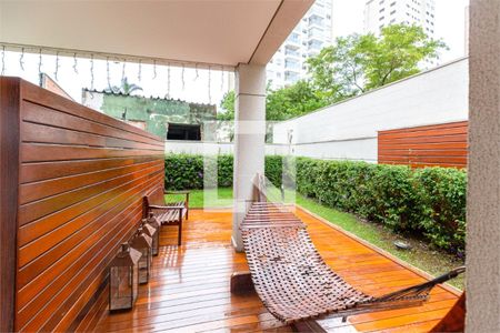 Apartamento à venda com 2 quartos, 108m² em Vila Alexandria, São Paulo