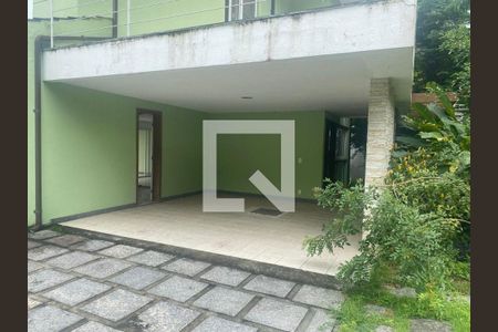 Casa à venda com 4 quartos, 220m² em Vila Progresso, Niterói