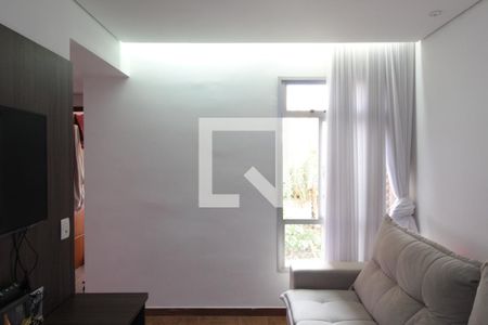 Sala de apartamento à venda com 3 quartos, 62m² em Jardim Guanabara, Belo Horizonte