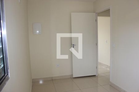 Quarto 1 de casa para alugar com 2 quartos, 60m² em Jardim Dourado, Guarulhos