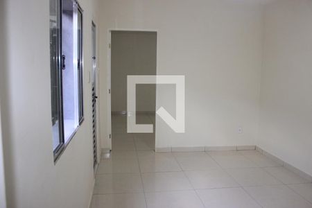 Sala de casa para alugar com 1 quarto, 70m² em Jardim Dourado, Guarulhos