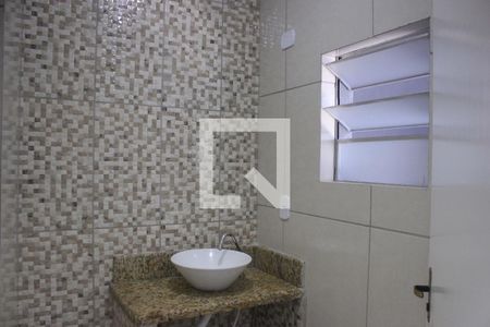 Banheiro de casa para alugar com 1 quarto, 70m² em Jardim Dourado, Guarulhos