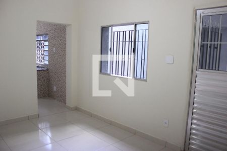 Sala de casa para alugar com 1 quarto, 70m² em Jardim Dourado, Guarulhos