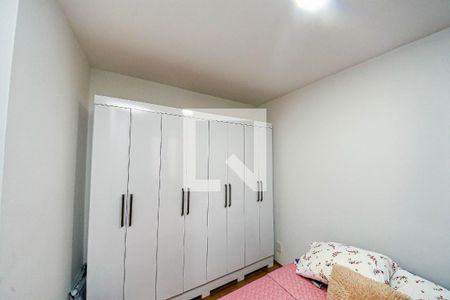 Quarto 1 de apartamento para alugar com 2 quartos, 32m² em Vila Ema, São Paulo