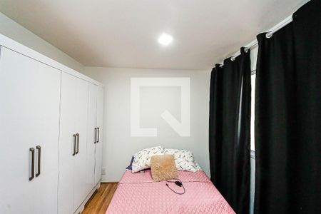 Quarto 1 de apartamento para alugar com 2 quartos, 32m² em Vila Ema, São Paulo