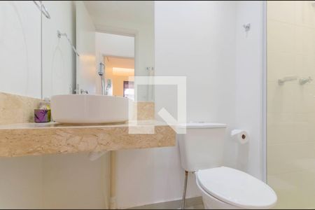 Banheiro de apartamento para alugar com 1 quarto, 34m² em Vila Mariana, São Paulo