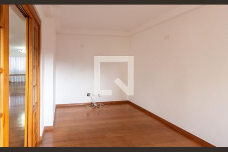 Sala de TV de apartamento à venda com 5 quartos, 240m² em Perdizes, São Paulo