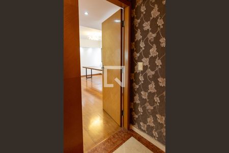 Hall de entrada do Apartamento de apartamento à venda com 5 quartos, 240m² em Perdizes, São Paulo