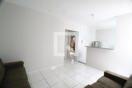 Sala de apartamento para alugar com 2 quartos, 70m² em Shopping Park, Uberlândia