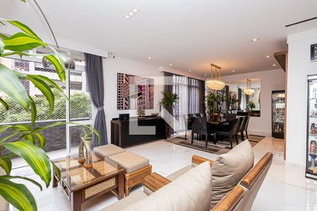 Sala de apartamento à venda com 3 quartos, 300m² em Bela Vista, São Paulo