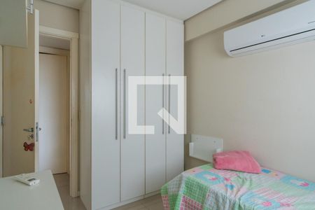 Quarto 1 de apartamento para alugar com 2 quartos, 67m² em Partenon, Porto Alegre