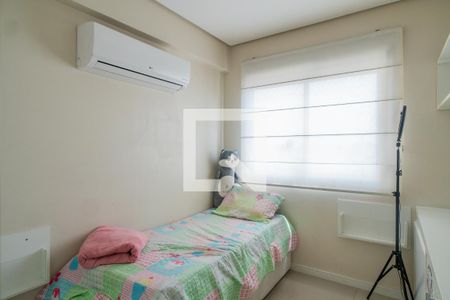 Quarto 1 de apartamento para alugar com 2 quartos, 67m² em Partenon, Porto Alegre