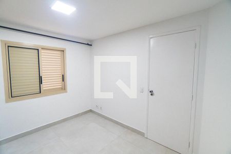 Suite de apartamento para alugar com 2 quartos, 67m² em Vila Guarani (zona Sul), São Paulo