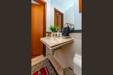 Lavabo de apartamento à venda com 4 quartos, 182m² em Lourdes, Belo Horizonte