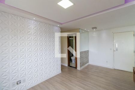 Sala de apartamento à venda com 2 quartos, 47m² em Vila Carmosina, São Paulo