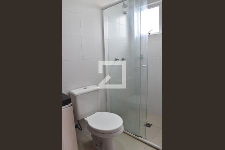 Banheiro Suíte de apartamento para alugar com 2 quartos, 56m² em Capão Raso, Curitiba