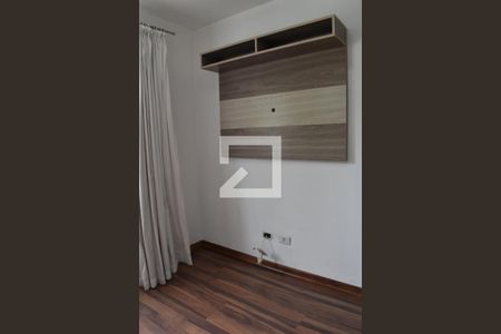 Suíte de apartamento para alugar com 2 quartos, 56m² em Capão Raso, Curitiba