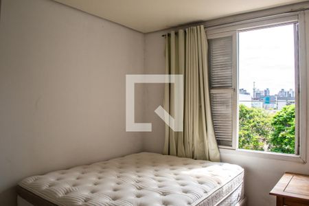 Quarto 1 de apartamento à venda com 1 quarto, 75m² em Santana, Porto Alegre