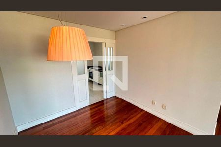 Apartamento à venda com 2 quartos, 90m² em Vila Santo Estefano, São Paulo