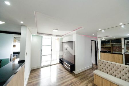 Sala de apartamento para alugar com 2 quartos, 53m² em Vila Cunha Bueno, São Paulo