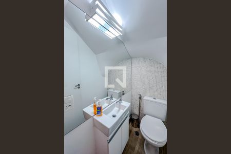 Lavabo de apartamento para alugar com 1 quarto, 55m² em Vila Mariana, São Paulo