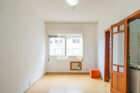 Sala/Quarto de apartamento para alugar com 1 quarto, 30230m² em Azenha, Porto Alegre