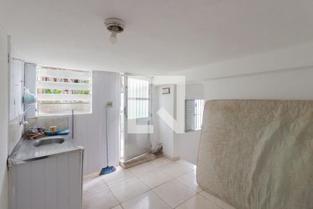 Sala/Cozinha de casa para alugar com 1 quarto, 40m² em Itaquera, São Paulo