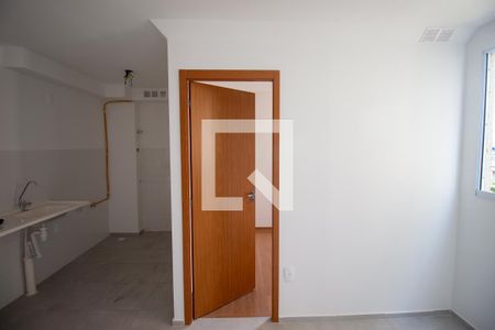 Sala de apartamento para alugar com 2 quartos, 34m² em Jardim Helena, São Paulo