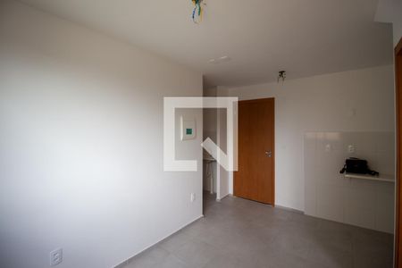 Sala de apartamento para alugar com 2 quartos, 34m² em Jardim Helena, São Paulo