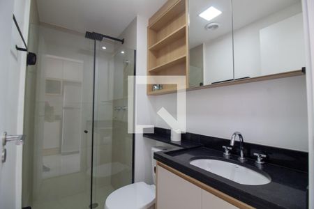 Banheiro de kitnet/studio para alugar com 1 quarto, 27m² em Jardim das Acacias, São Paulo