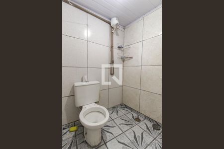 Banheiro de casa para alugar com 1 quarto, 30m² em Itaquera, São Paulo