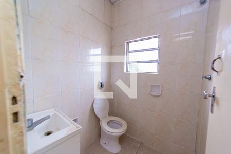 Banheiro de casa para alugar com 1 quarto, 60m² em Vila Sao Francisco (zona Leste), São Paulo