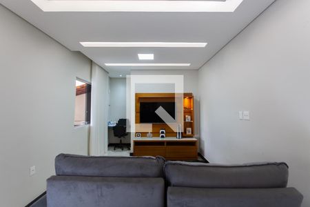 Sala de casa à venda com 3 quartos, 105m² em Santa Monica, Belo Horizonte