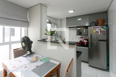 Cozinha de apartamento para alugar com 2 quartos, 40m² em Morro Santana, Porto Alegre