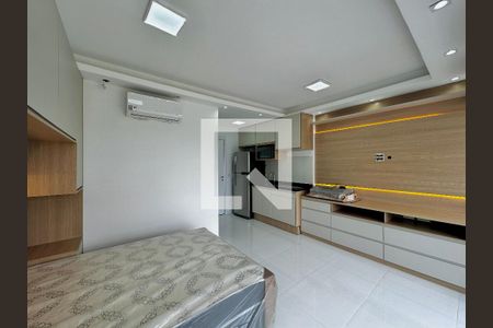 Quarto  de kitnet/studio para alugar com 0 quarto, 27m² em Jardim das Acacias, São Paulo