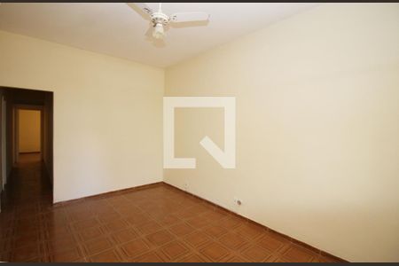 Sala de casa para alugar com 3 quartos, 90m² em Cordovil, Rio de Janeiro