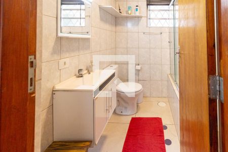 Casa à venda com 500m², 7 quartos e 7 vagas Casa à venda com 500m², 7 quartos e 7 vagasCasa 2 - Suite 1 - Banheiro