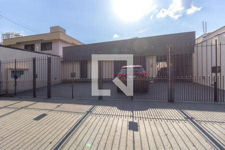 Casa à venda com 500m², 7 quartos e 7 vagas Casa à venda com 500m², 7 quartos e 7 vagasFachada