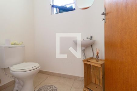 Casa à venda com 500m², 7 quartos e 7 vagas Casa à venda com 500m², 7 quartos e 7 vagasCasa 2 - Lavabo