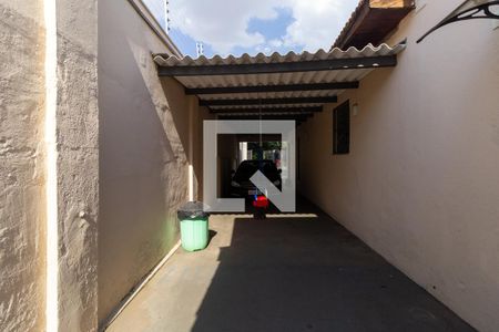 Casa à venda com 500m², 7 quartos e 7 vagas Casa à venda com 500m², 7 quartos e 7 vagasGaragem