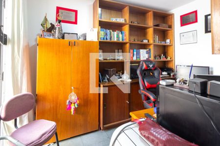 Casa à venda com 500m², 7 quartos e 7 vagas Casa à venda com 500m², 7 quartos e 7 vagasCasa Principal - Escritório da Suite 3