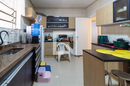 Casa à venda com 500m², 7 quartos e 7 vagas Casa à venda com 500m², 7 quartos e 7 vagasCasa Principal - Cozinha