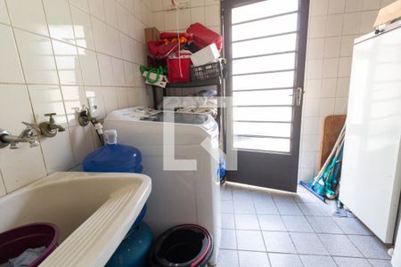 Casa à venda com 500m², 7 quartos e 7 vagas Casa à venda com 500m², 7 quartos e 7 vagasCasa Principal - Área de Serviço