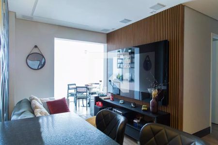 Apartamento à venda com 2 quartos, 65m² em Vila Cordeiro, São Paulo