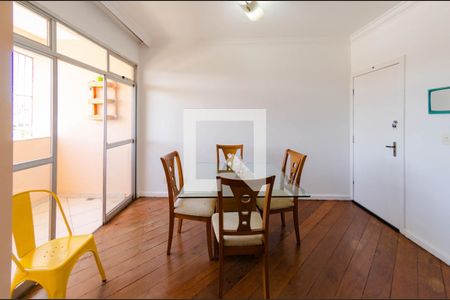 Sala de apartamento à venda com 3 quartos, 90m² em Nova Suíça, Belo Horizonte